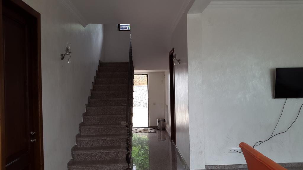 Lasha Guest House มาคินจอรี ภายนอก รูปภาพ