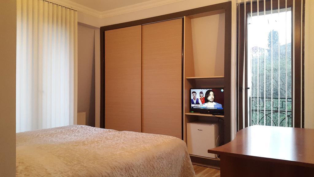 Lasha Guest House มาคินจอรี ภายนอก รูปภาพ